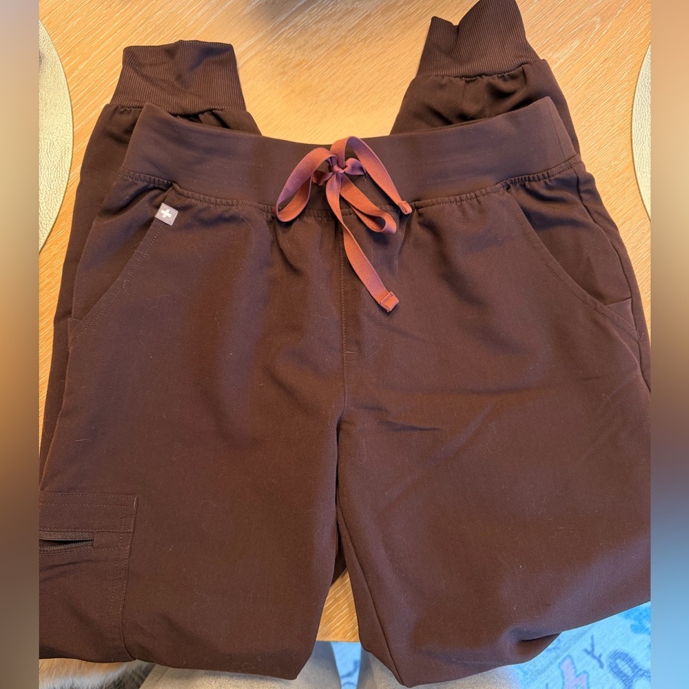 Women’s Figs Zamora Jogger Espresso